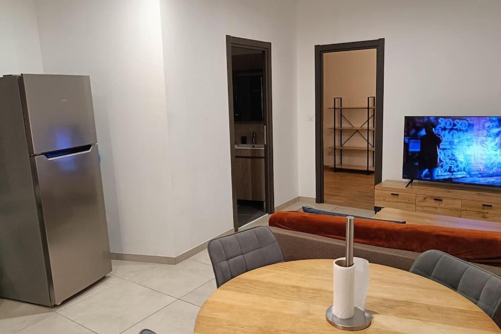 Appartement confort équipé au coeur de Béziers Exterior foto